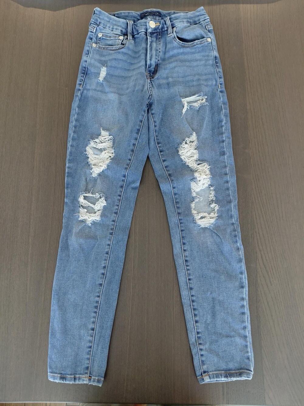 Aeropostale High Rise Curvy Jegging Women's Blue Jeans Size 8 Distressed Denim